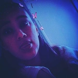 Meet your Posher, Sharon